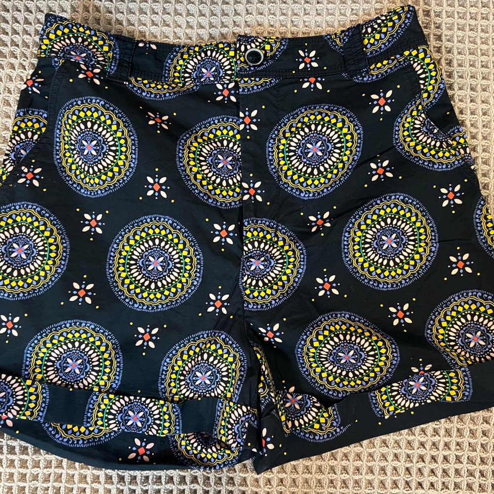 Anthropologie Maeve cotton navy pattern short EUC worn once size 4
